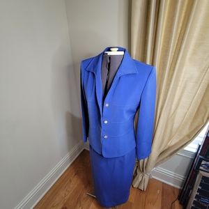 Beautiful Blue 2 Piece Jessica Howard